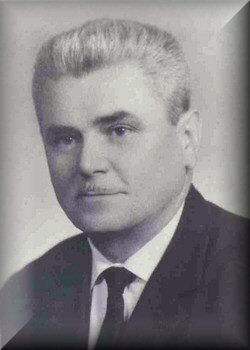 Profesor Mieczysaw Kucharzewski